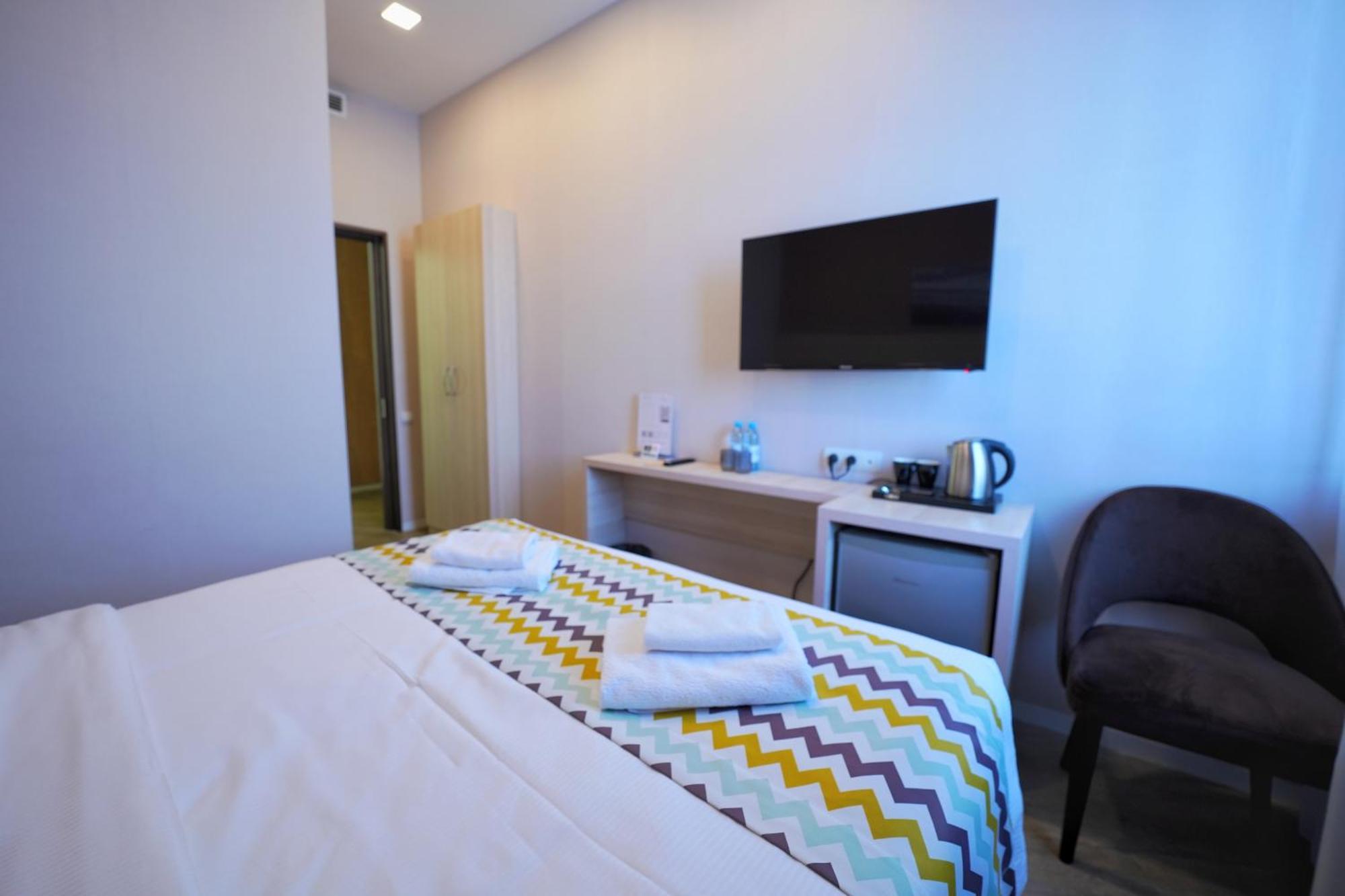 4Guest Hotel Yerevan Exterior photo