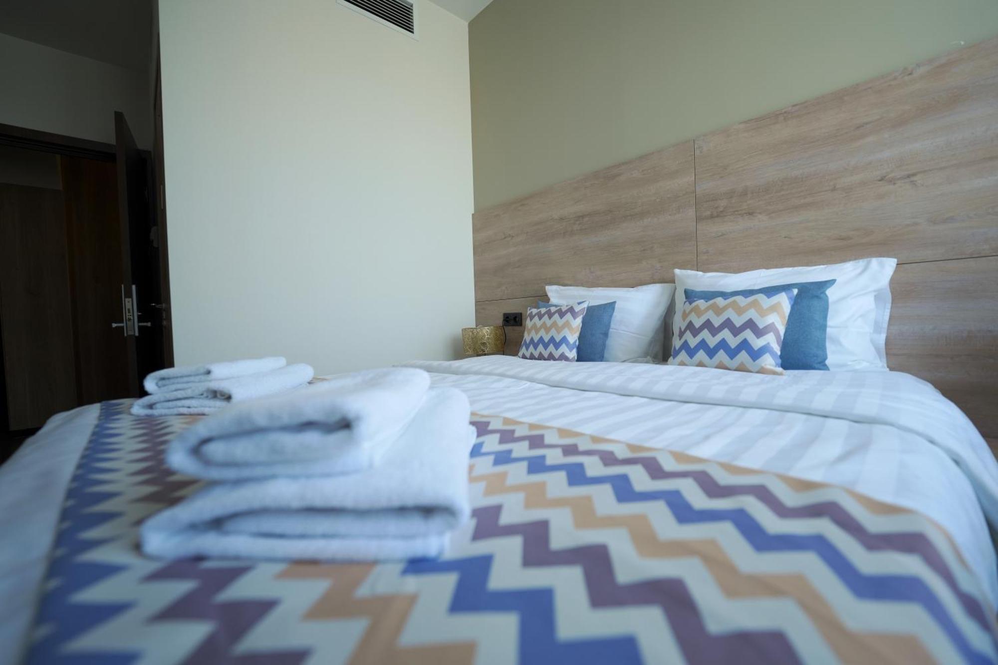 4Guest Hotel Yerevan Exterior photo