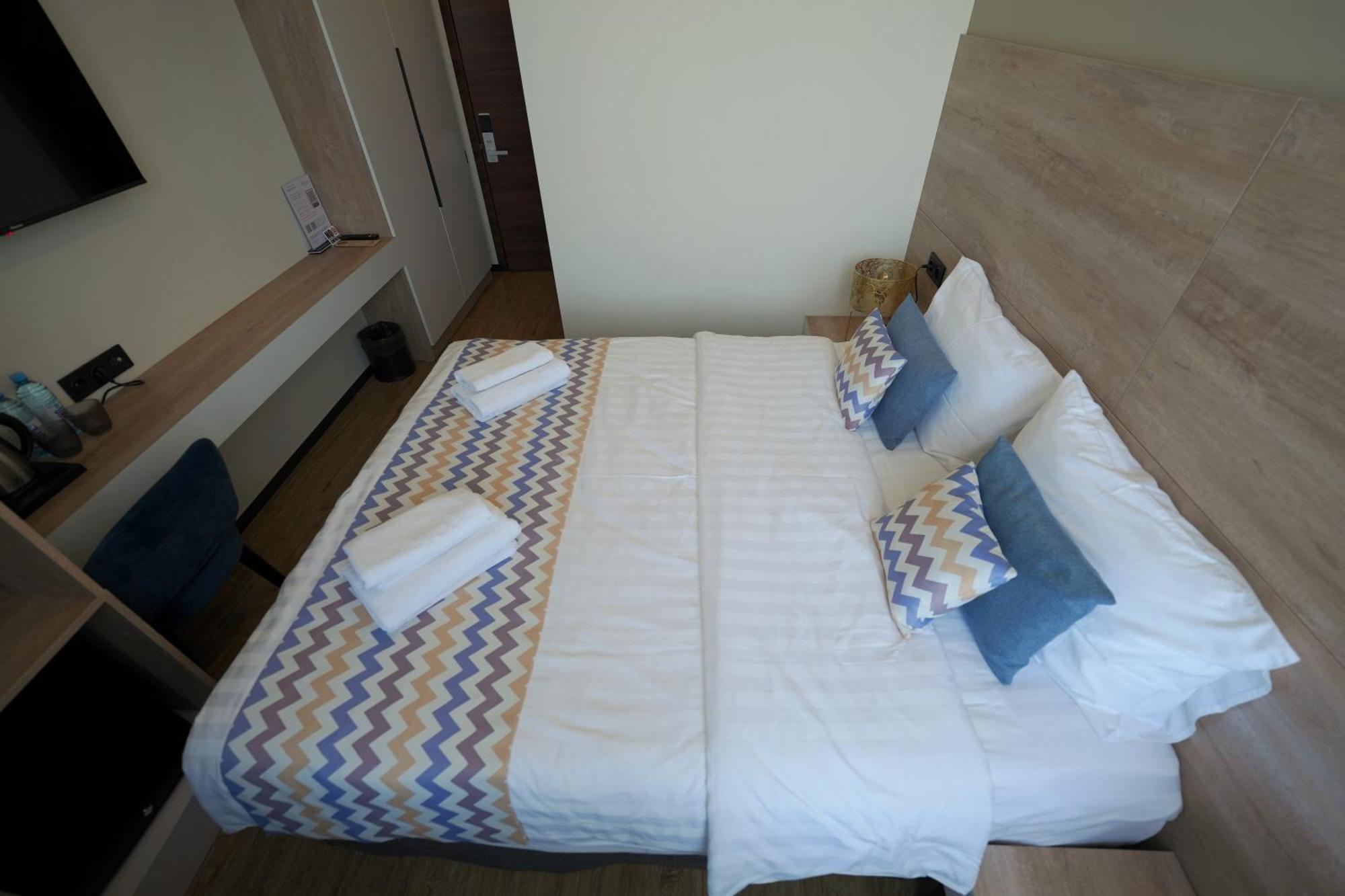 4Guest Hotel Yerevan Exterior photo