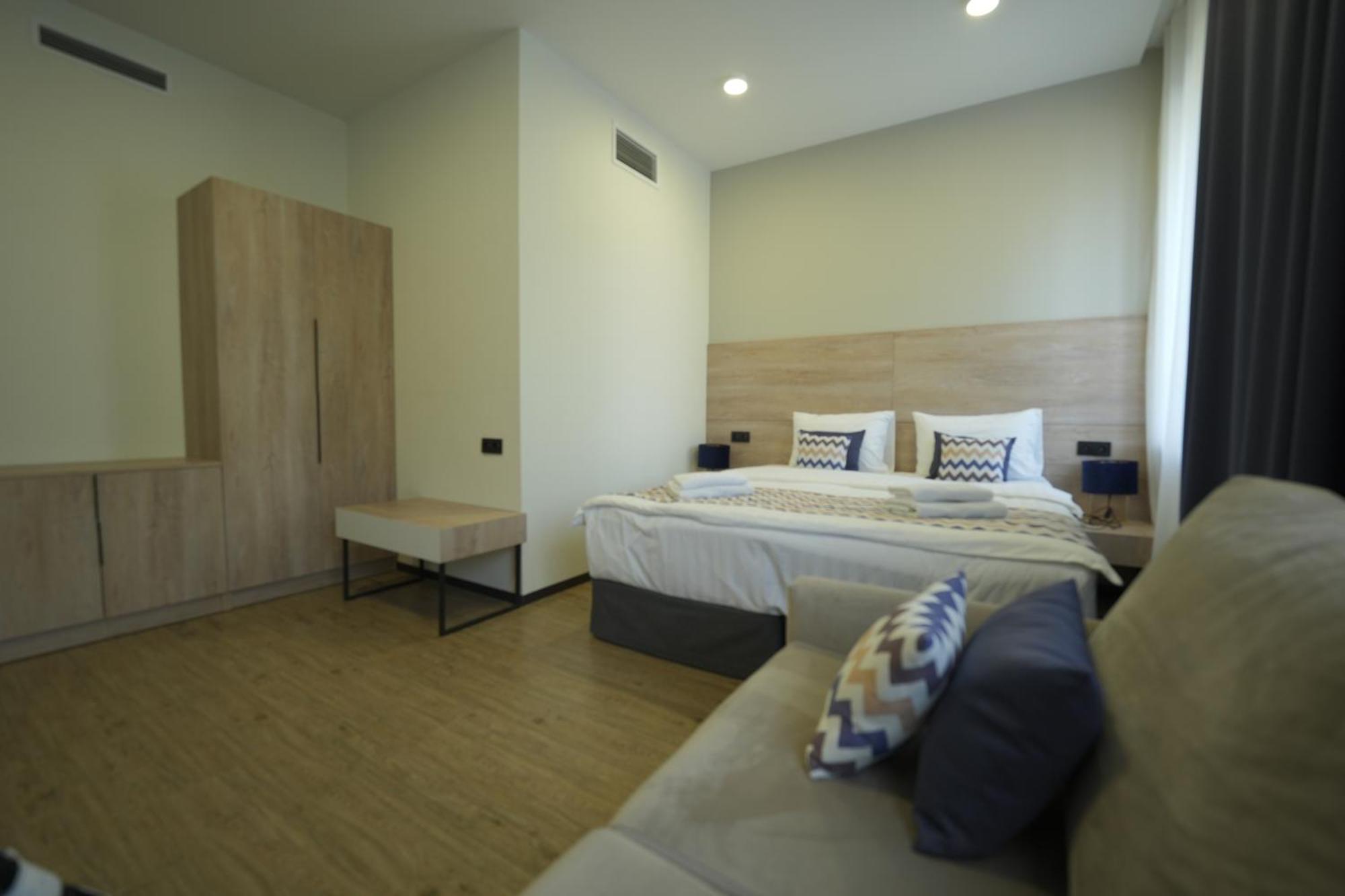 4Guest Hotel Yerevan Exterior photo