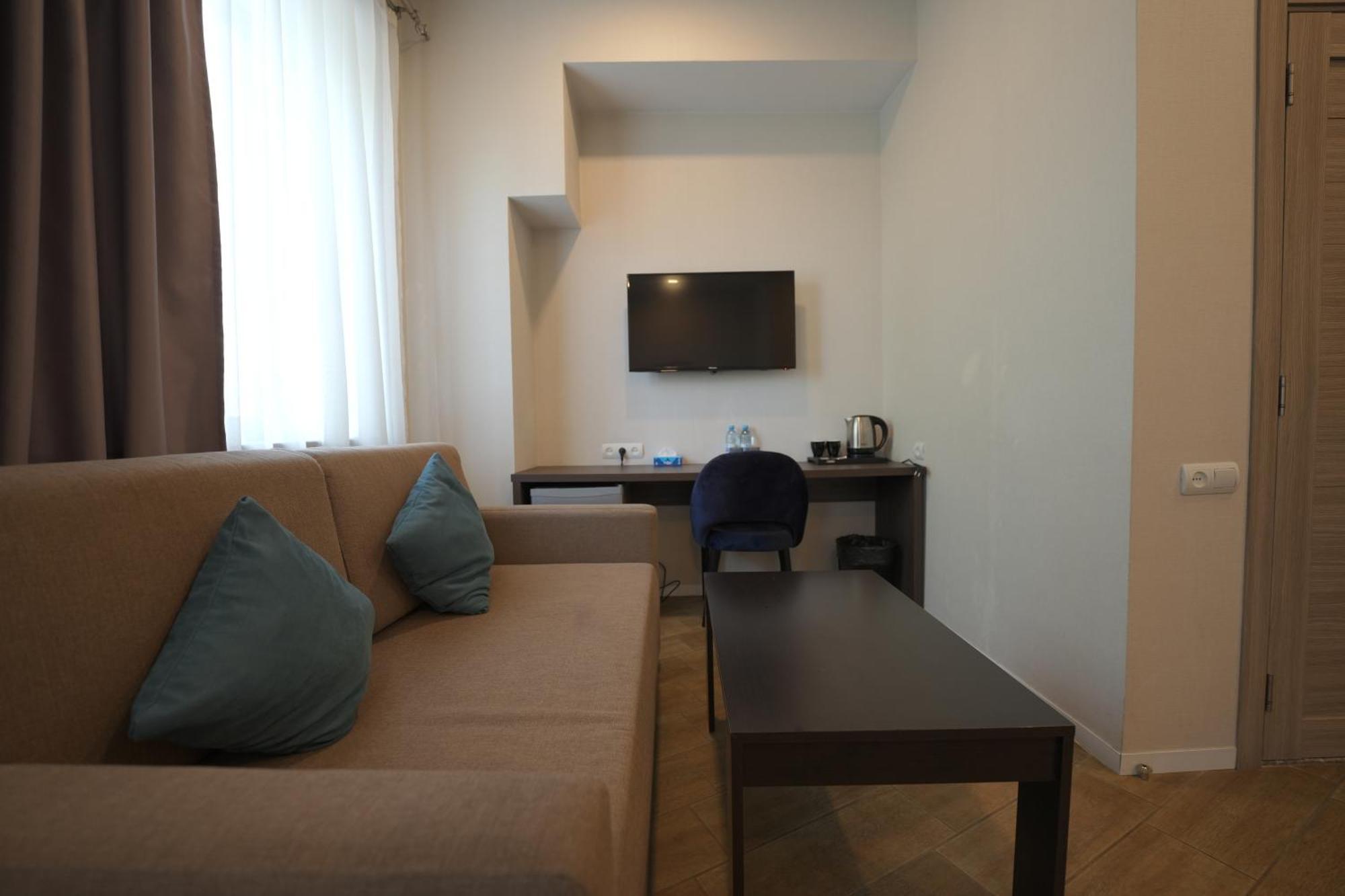 4Guest Hotel Yerevan Exterior photo