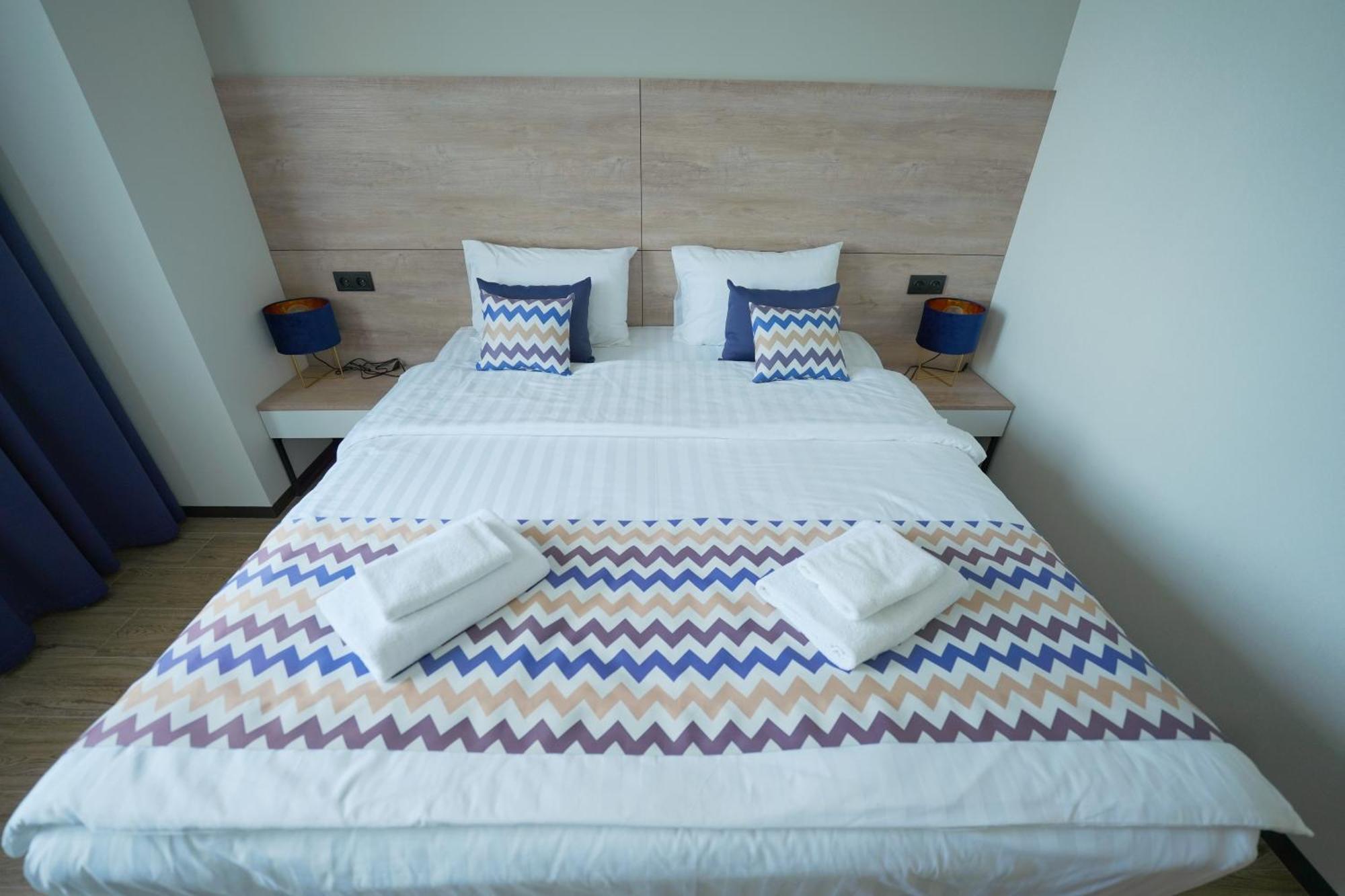 4Guest Hotel Yerevan Exterior photo