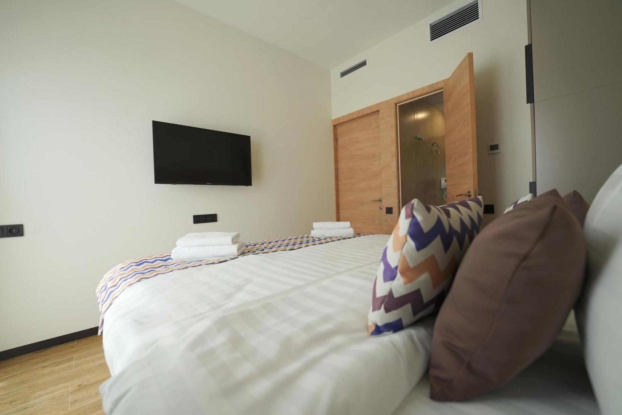 4Guest Hotel Yerevan Exterior photo